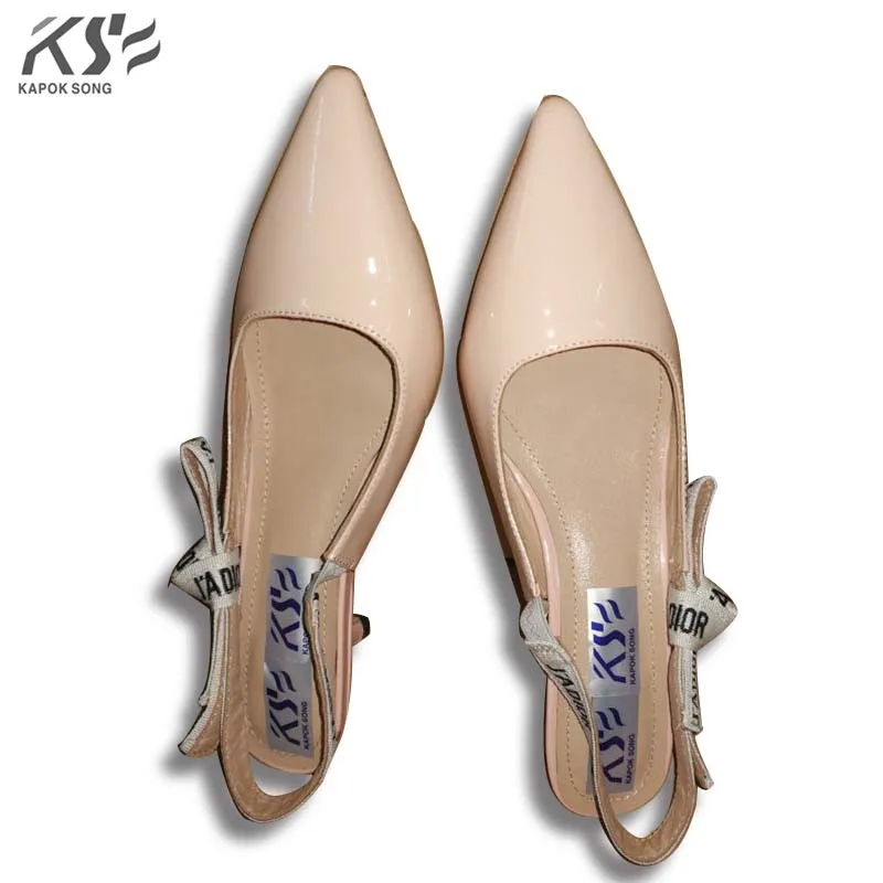 Goedkoop 2017 flats vrouwen sharp top schoenen zomer fashional patent lederen schoenen echt luxe designer comfortabele schoenen vrouwelijke