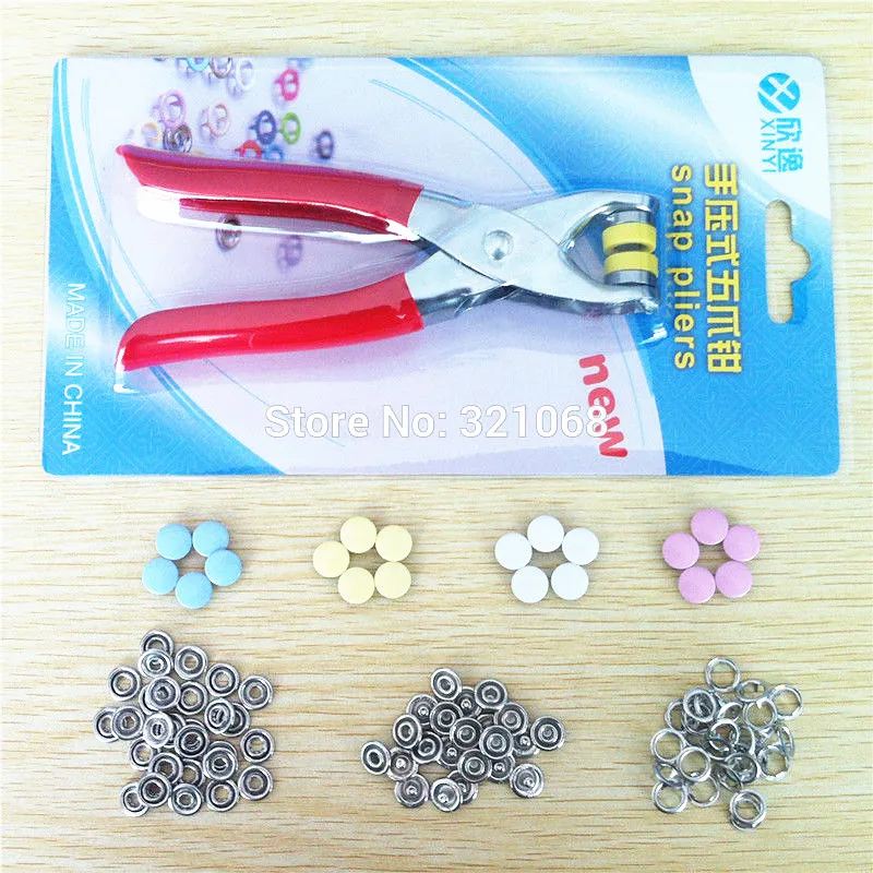 

100 sets of environmentally friendly paint quality 9.5 mm solid surface snaps 4 color children 's button + a set of pliers