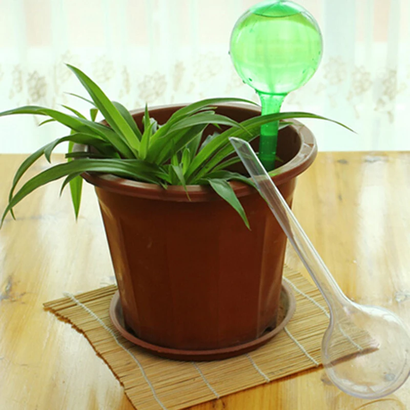 

Creative Automatic Drip Irrigation Practical Automatic Plant Watering PVC ball Globes Flower Drip Irrigation Device