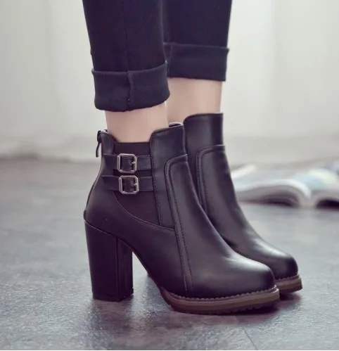 

2019New Autumn and Winter Boots Button High Heels Shoe Fashion Square Heel Ankle Boots Zapatos De Mujer Botas Plus Size 35-43