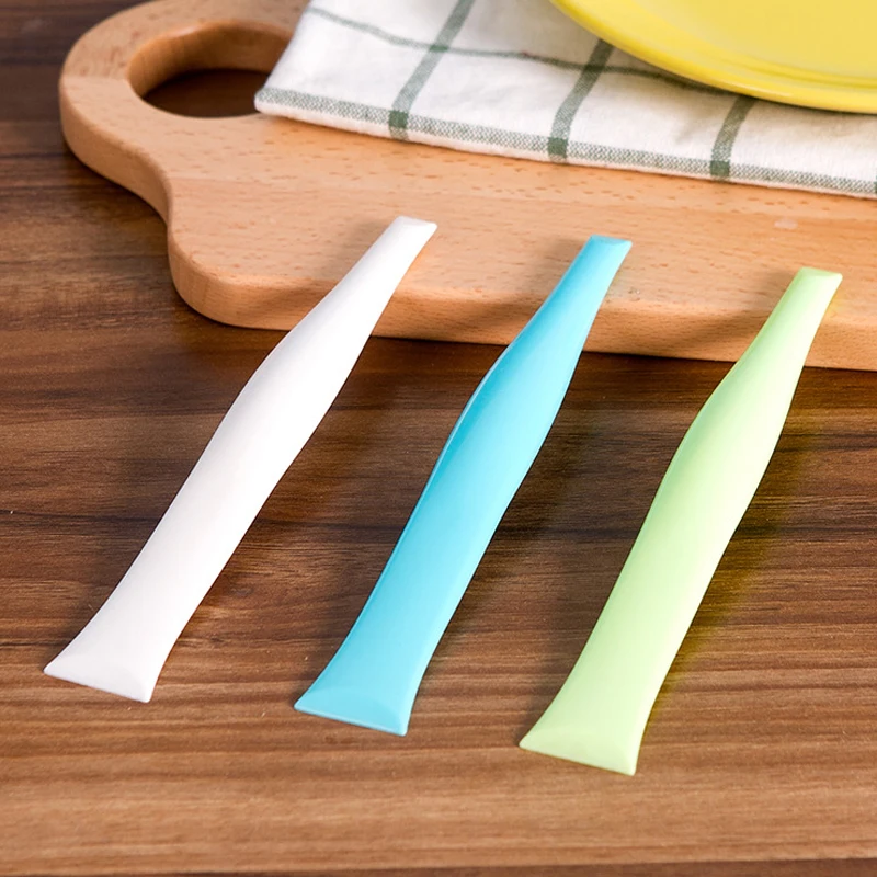 

New Mini Kitchen Gas Stove Cleaner Squeegees Household Cleaning Tools