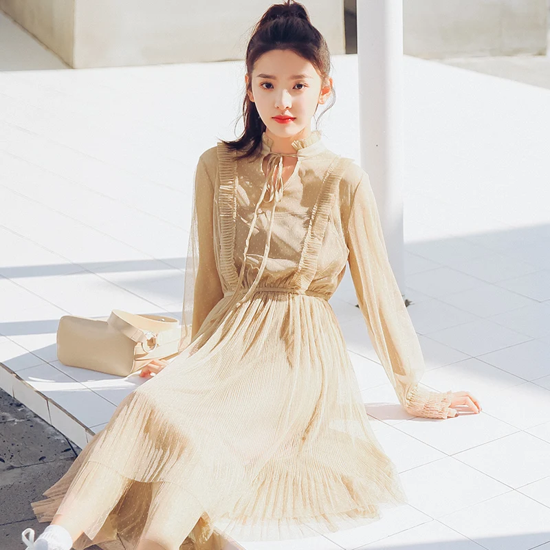 Cute Vintage Lace Dress