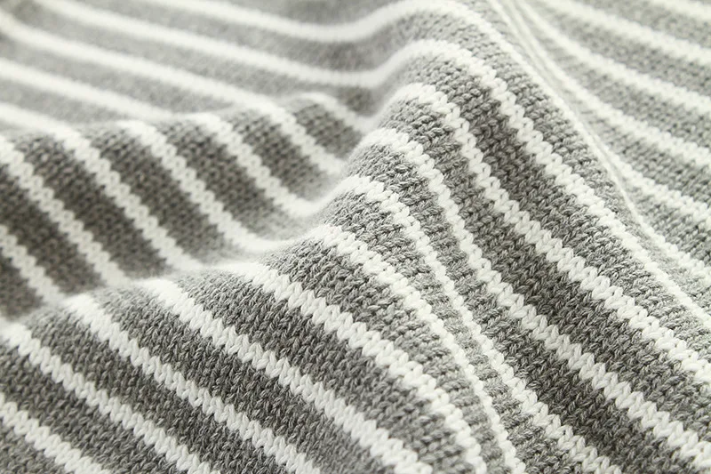 8689966448_2106944726