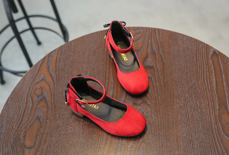 AFDSWG/розовые кожаные туфли для девочек под платье, красные детские танцевальные туфли, черные детские туфли на высоком каблуке, туфли с цветочным узором для девочек