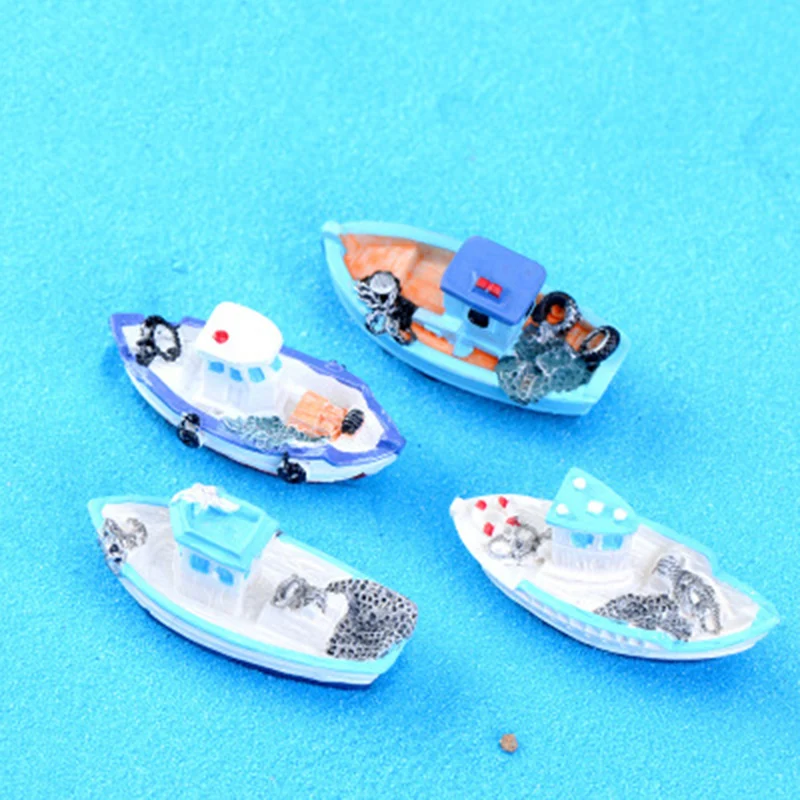 

ZOCDOU 4 Pieces Yacht Sea Ship Steamer Yate Model Small Statue Mini Figurine Crafts Ornament Miniatures DIY Garden Home Decor