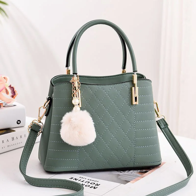 

2019 summer new European and American fashion handbags large capacity personalized handbags wild shoulder Messenger bag