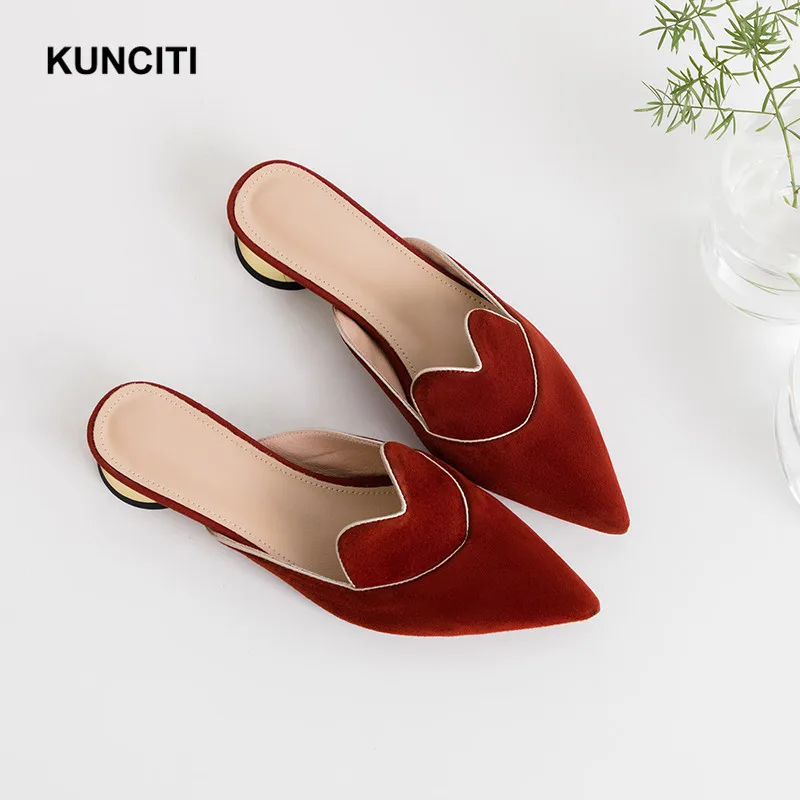

2019 Indoor Slippers Women New Designer Ladies Suede Leather Slides Shoes Pointy Toe Low Heel Fashion Women Mules Shoes T936