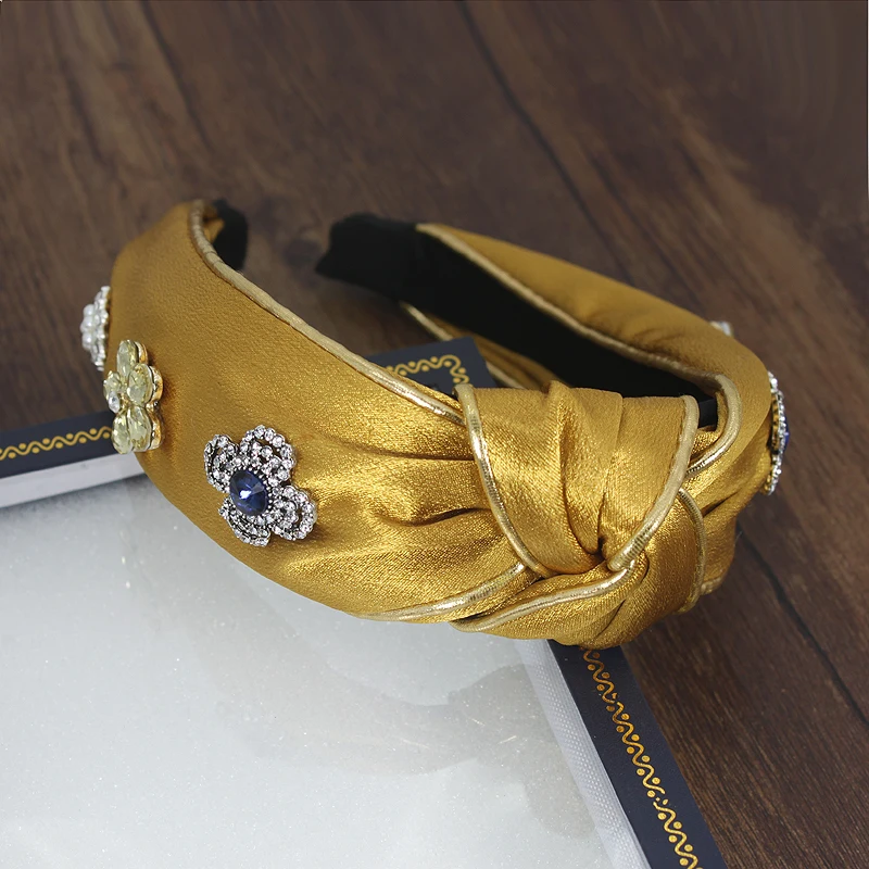 

Luxury Fabric Rhinestone Flower Hair Accessories for Women Girls Flash Crystal Headbands Retro Knotted Lady Hair Bands Headdress