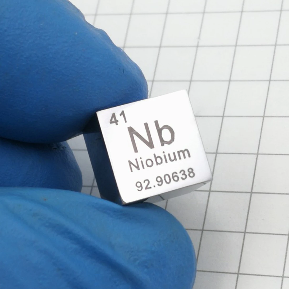 

10mm (Nb≥99.9%) Wiredrawing Niobium Cube Periodic Table Of Elements Cube Hand Made Science Educational