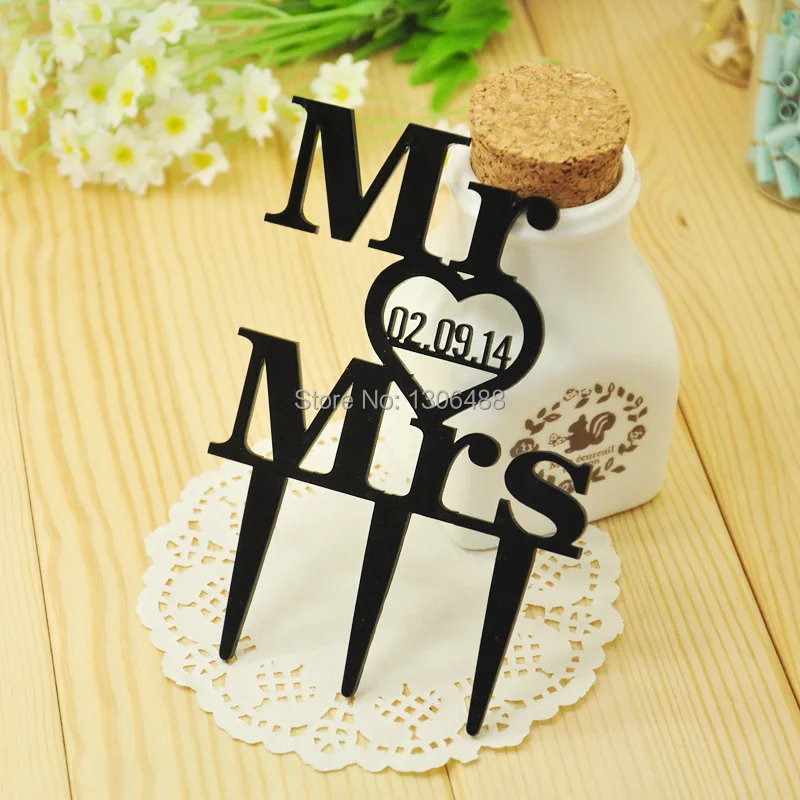 

Free shipping-Personalized wedding cake topper, Acrylic Custom name cake topper, Mr & Mrs cake topper, Custom date and name