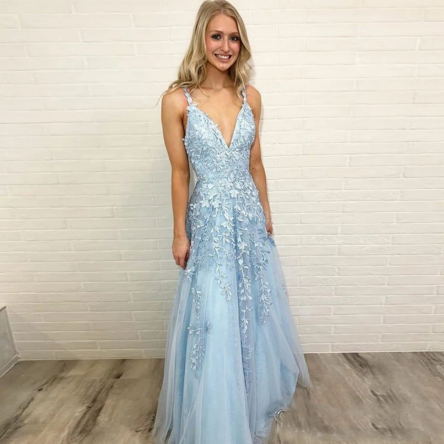 

A-Line Lace Appliques V-Neck Long Prom Dresses Spaghetti Straps Leaf Lace Applique with Hot Drilling Evening Dress Party Dress