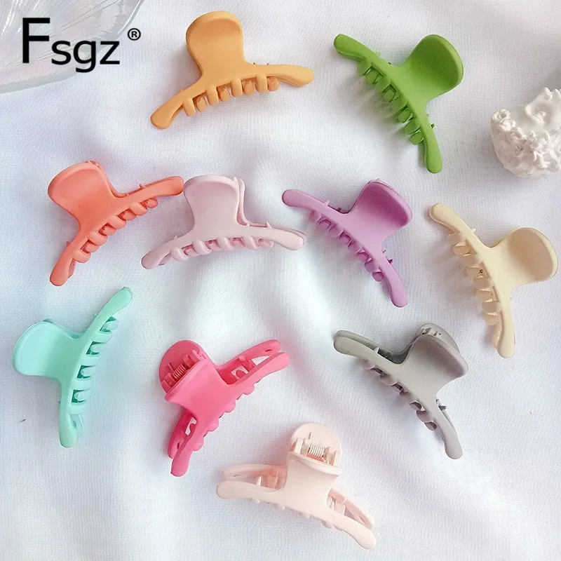 

Fashion Crab For Hair Candy Color Plastic Frosted Color Hair Claw Clips For Women Pony Tail Hair Clamps For Taking Bathing Tool
