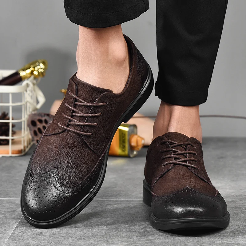 Повседневная обувь с перфорацией типа «броги»; дышащие мужские туфли-оксфорды для вождения; британский стиль; модная брендовая модельная обувь; мужские лоферы для взрослых