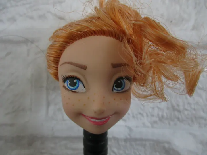 princess doll head b