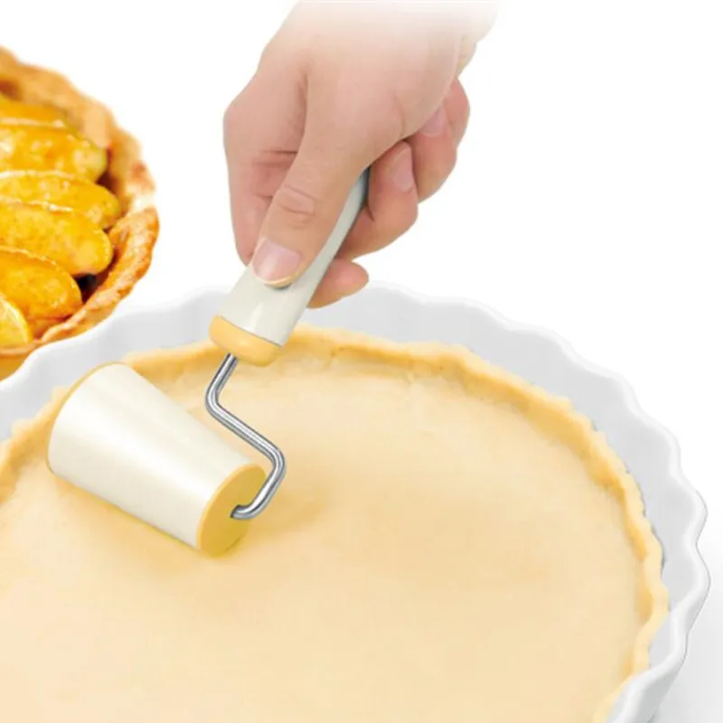 

Pizza Roller Non Stick Plastic Rolling Pin for Home Baking Cooking Easy to Handle Crust Roller Pastry Bakeware