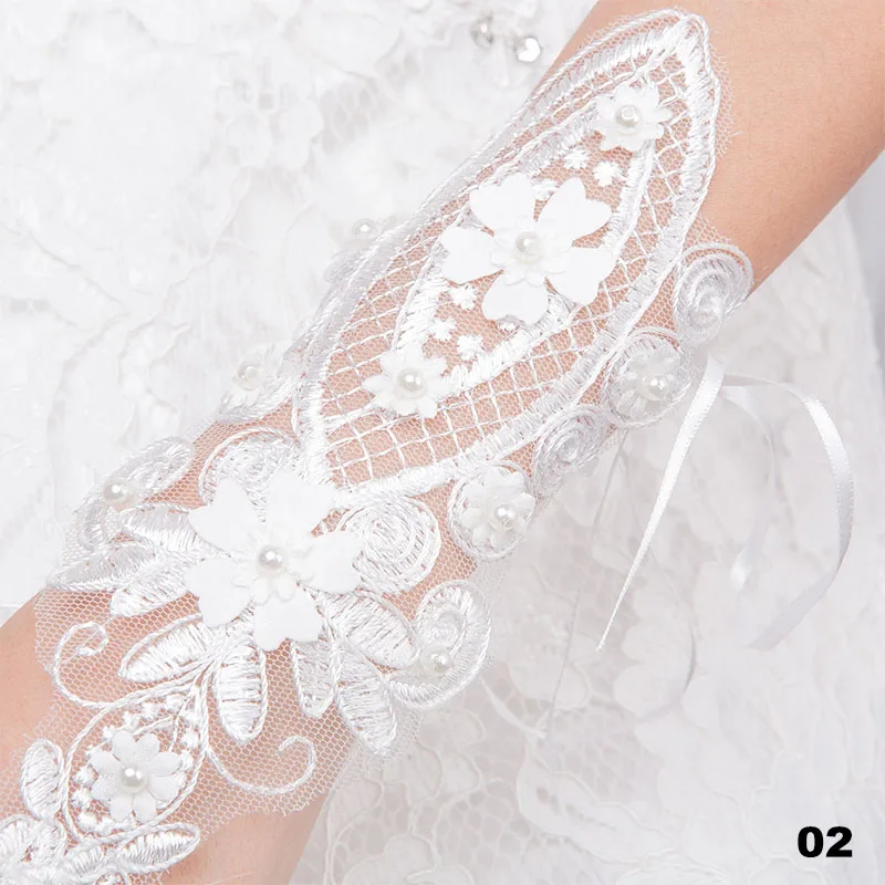 1 пара 5 стилей белые кружевные короткие свадебные перчатки без пальцев для невесты стразы из бисера цветок росы Свадебные перчатки Аксессуары JL - Цвет: Style 2