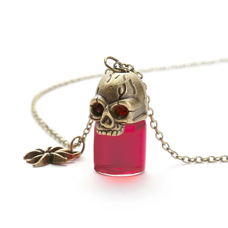 

Yamily Halloween Prank Necklace Gothic Retro Blood Glass Bottle pendant necklace For Best friend women Couple jewelry Gift
