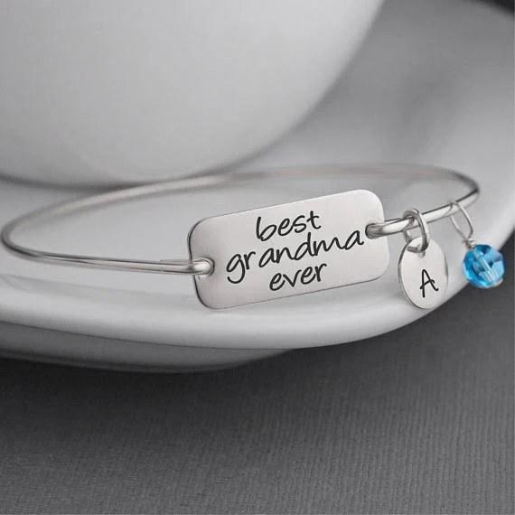 

Best Grandma Ever Bracelet, Personalized Jewelry Gift for Grandma, Bangle Bracelet for Christmas with Initial Charms YP3774