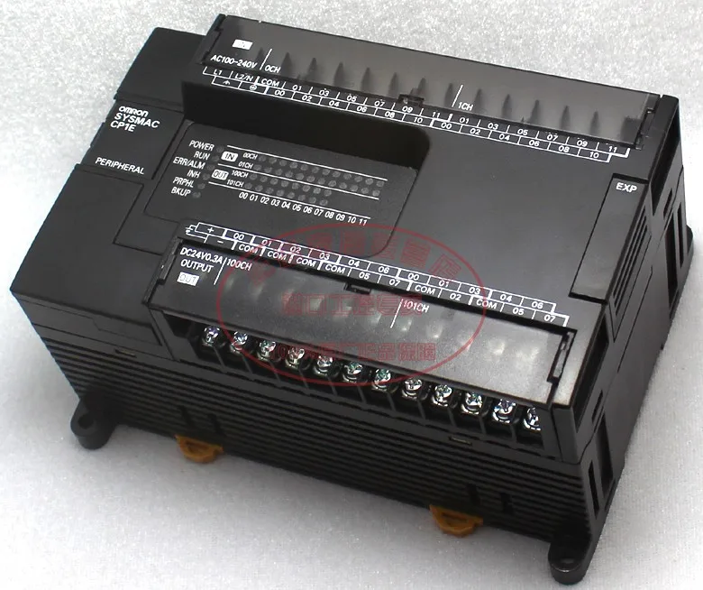 И аутентичный с Omron Программируемый контроллер PLC CP1E-E40SDR-A E40DR-A