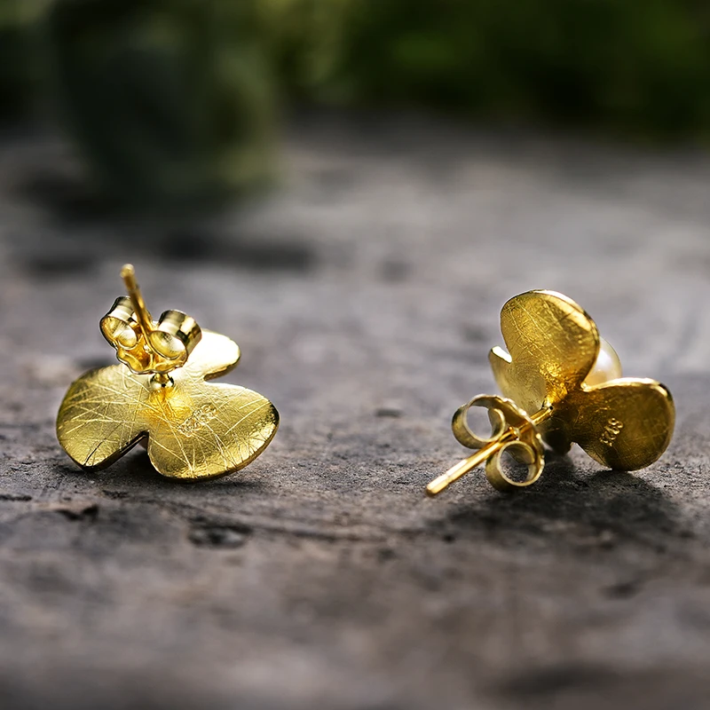 Lotus Fun Real 925 Sterling Silver Natural Pearl Handmade Fine Jewelry Fresh Clover Flower Stud Earrings for Women Brincos
