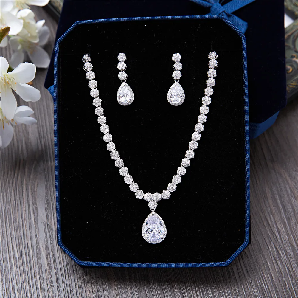 

Classic Women Wedding Jewelry Sets Cubic Zirconia Bridal Accessories Necklace Pendant Flower Earrings Party Charm jewellery Set