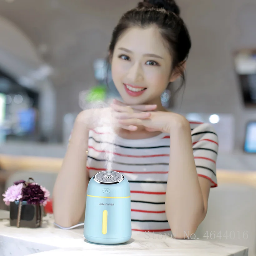 

USB Aroma Diffuser 200ML Car Air Can Humidifier Essential Oil 3-in-1 Portable Mist Humidifier with USB Fan and LED Light