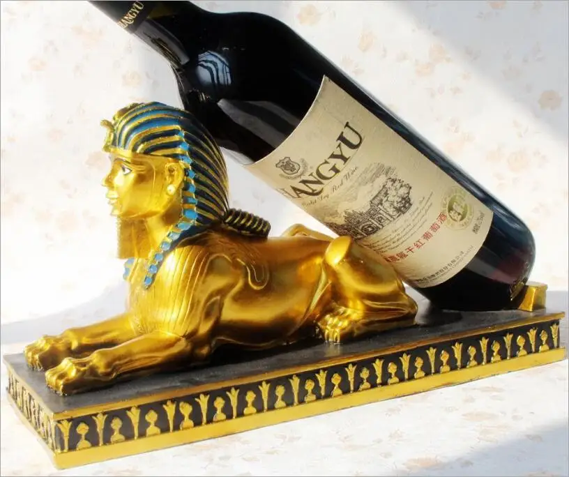 Koop Hars ambachten Europese Mode Egypte farao Boogschutter Wijnrek Fashion Home Decor Wijn houder retro inrichting decoratieve