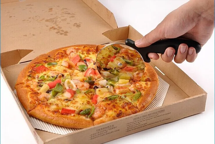 

Stainless Steel Pizza Knife Cutter Pastry Pasta Dough Crimper Round Hob Wheel Cake Knife Tool Kitchen Accessories PC876385