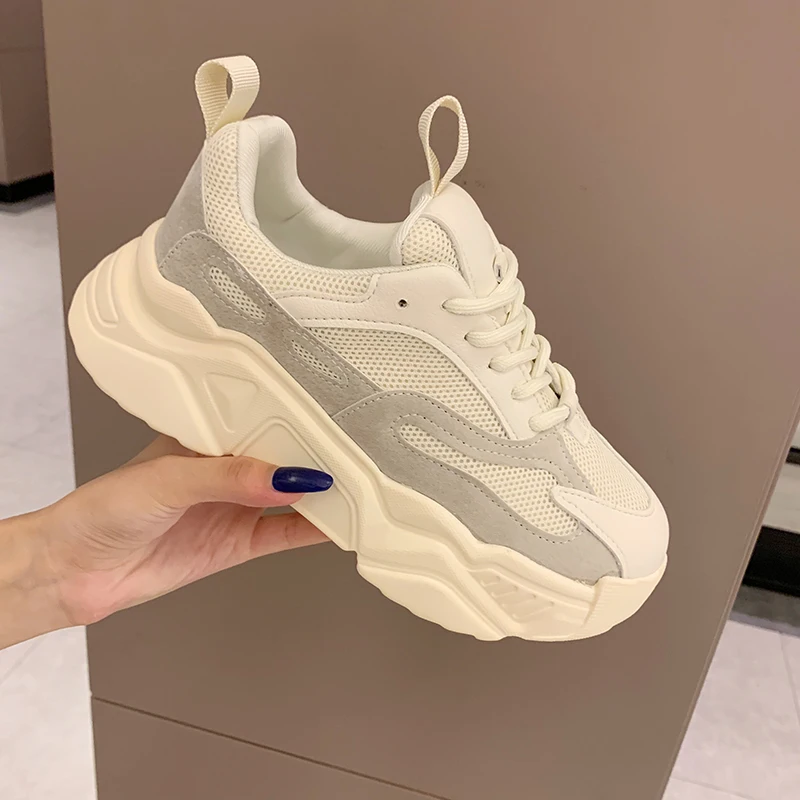 

INS Vintage dad sneakers 2018 kanye west 700 light breathable Women casual shoes zapatillas hombre casual tenis masculino