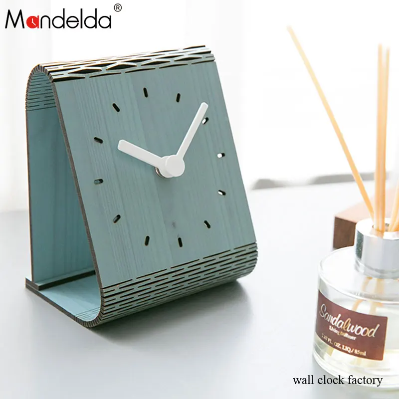 Mandelda Customized Modern Brief Stereo Table Clock UK Digital Creative Home Decor Silent Wall Clocks Living Room Bracket Clock