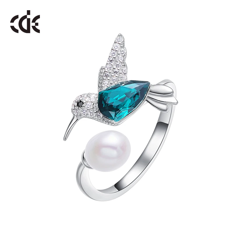 

CDE Crystals from Swarovski Luxury Tiny Bird Rhinestone Ring Fashion Romantic Engagement Women Jewelry Green Kingfisher Ring