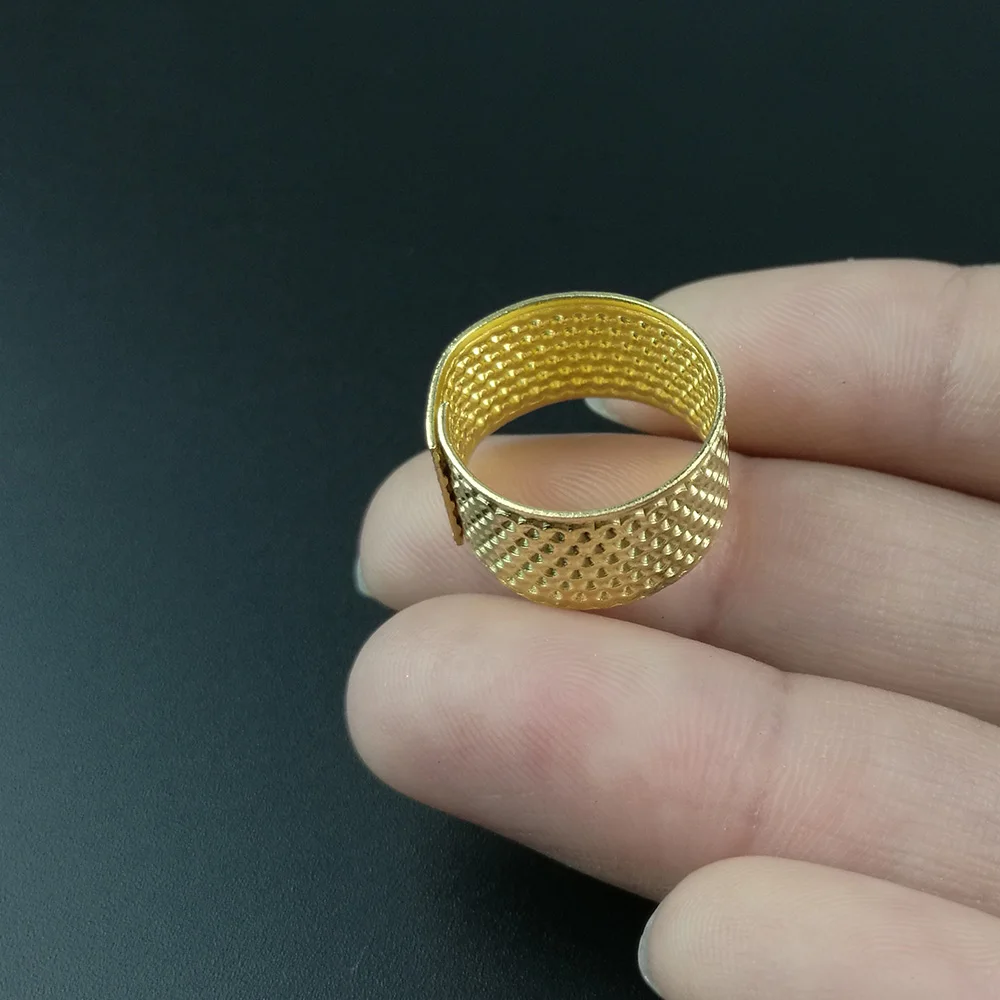 1PC Gold Metal Sewing Thimbles Rings Finger Protector Practical