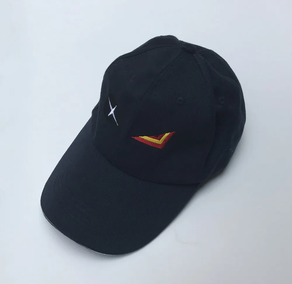 la navy blue baseball cap