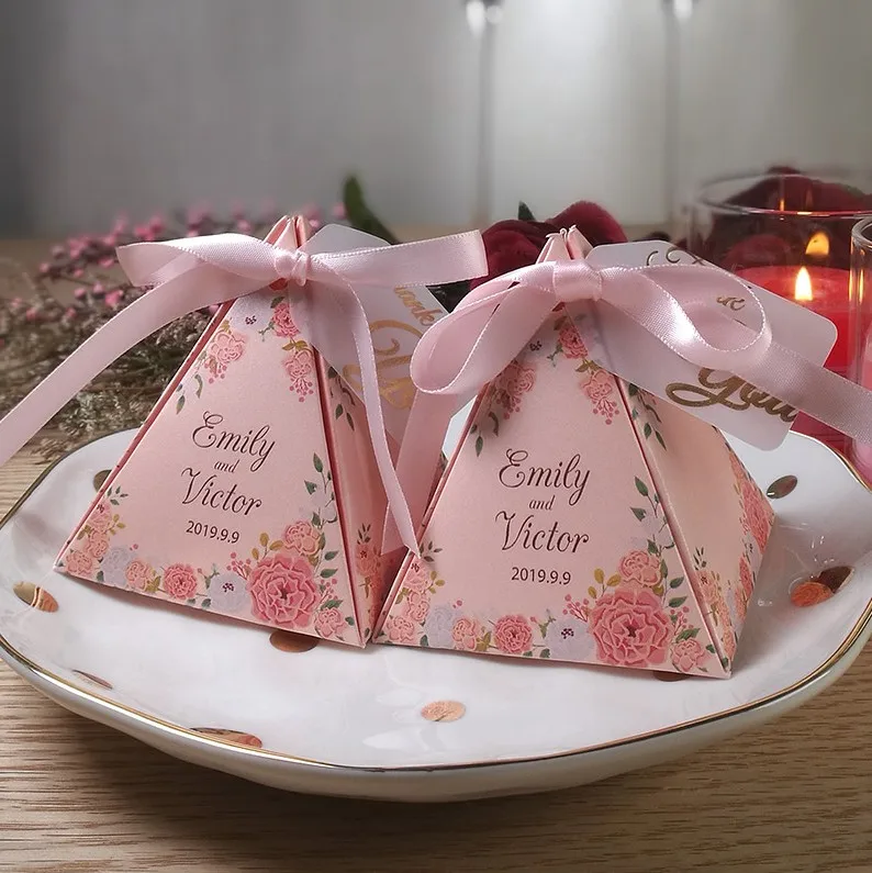 

free shipping 50pcs Wedding favor box red pink golcustom logo candy boxes personalized Customize name and date a gift for guests