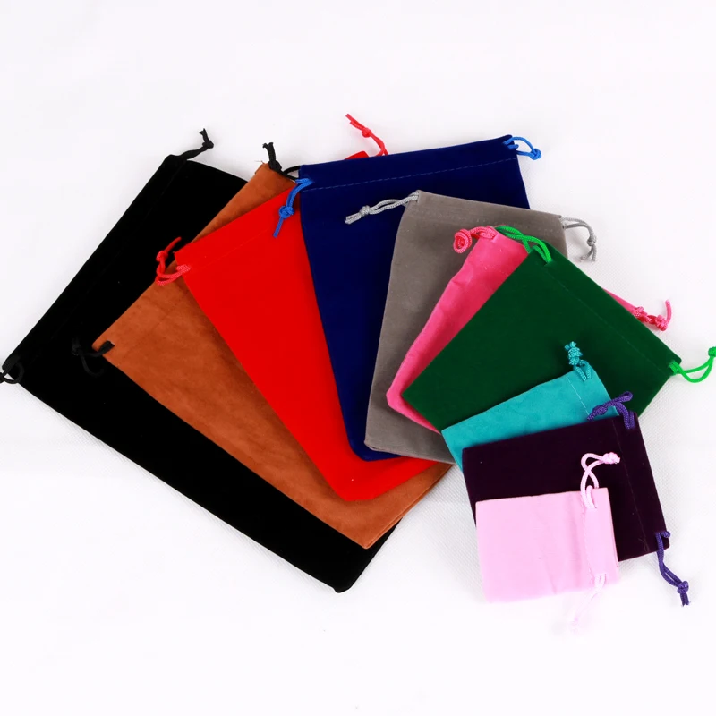 

Wholesale Multi Size Soft Velvet Bags 5x7cm 7x9cm 9x12cm Drawstring Velvet Bags Cheap Packaging Bags Pouch for Gifts Candy Pack