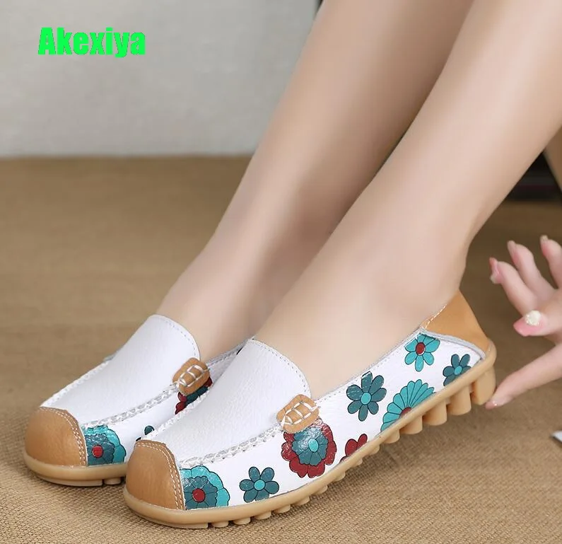 

Akexiya Ladies Flat Shoes Women Leather Printing Flower Loafers Shoes Woman Fashion Slip On Women's Flat Casual Shoes Moccasins