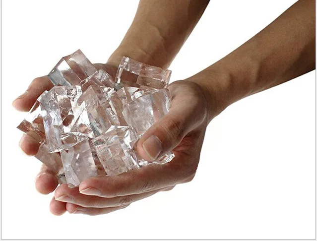 Фокус воды изменения Ice замерзшие руки крупным планом воды крупным планом трюки прозрачные Волшебный Лед