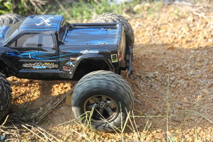11 Gptoys S911 Models RC Remote Control Crawler Drift Car Styling Carrinho Controle Remoto Bigfoot speed model Gasoline SUVs