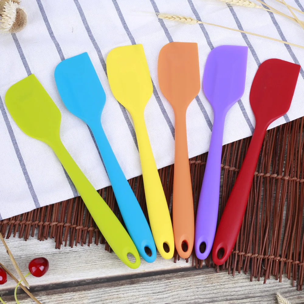 Silicone Cream Butter Cake Spatula Set Cookie Pastry Scraper Brush Butter Mixer Cake Baking Tool Food Grade Not Stick Spatula