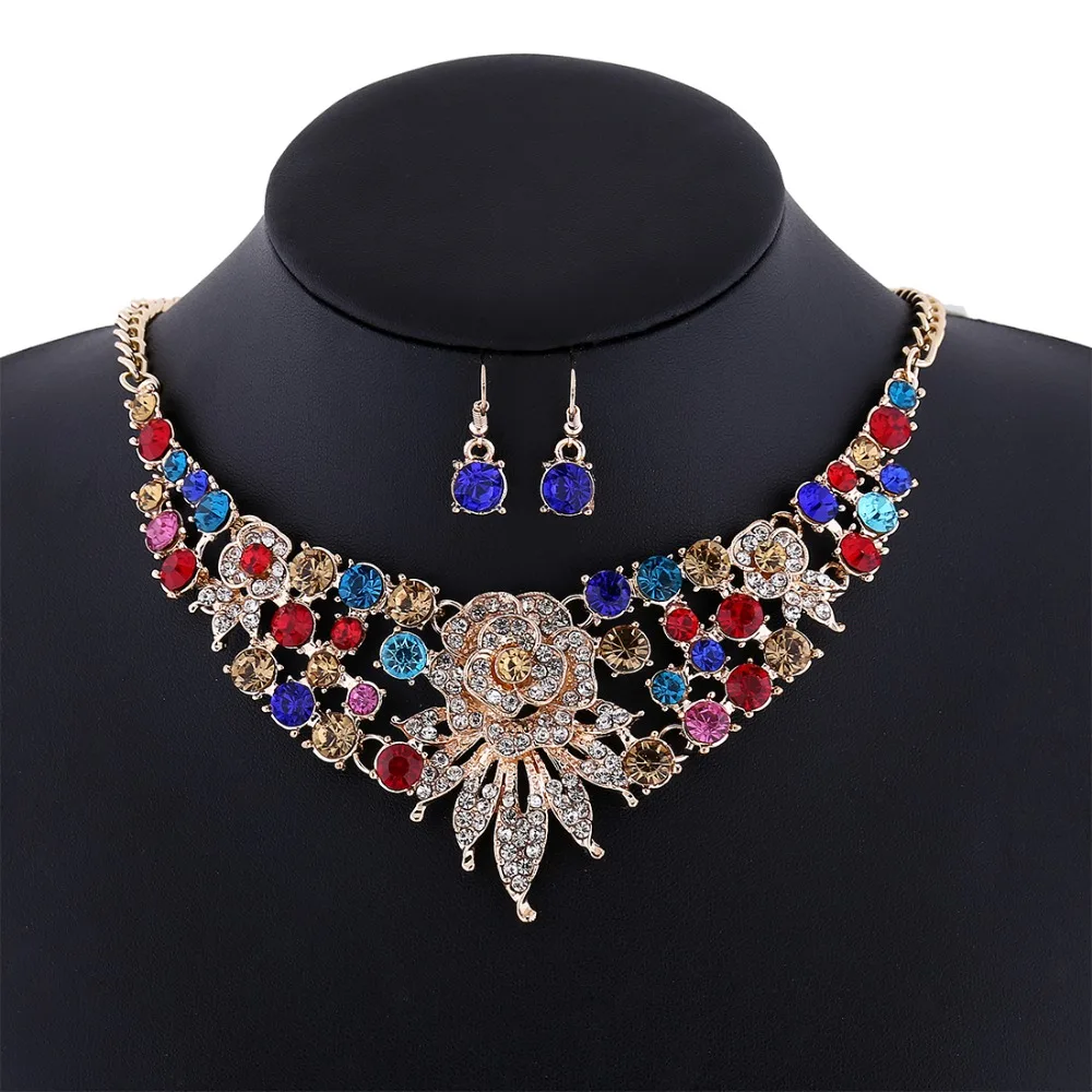 Big Dubai Gold Chain Jewelry Set Rhinestone Choker Necklace Crystal
