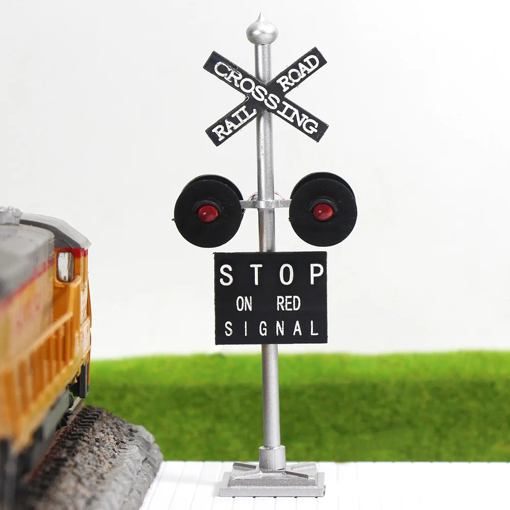 1 x HO Scale railroad crossing signals 2 tracks LED made 4 target faces silver 