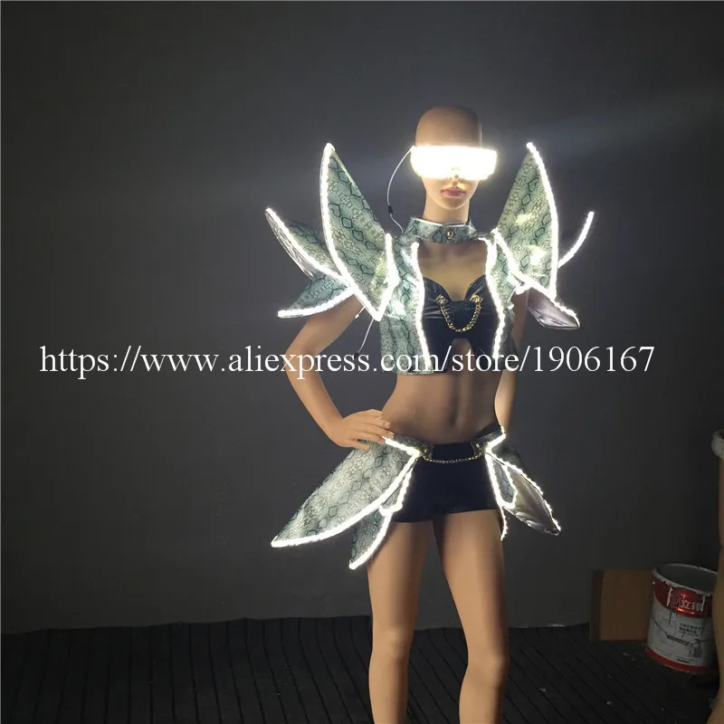 led women costume04