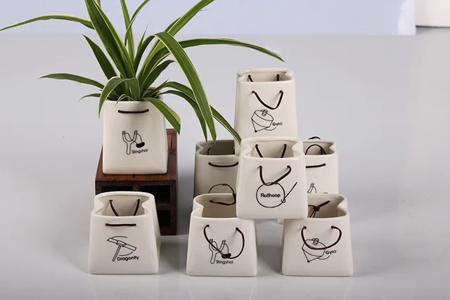 2 styles Ceramic Flowerpot Storage box paper bag Succulent plants pots Decoration Home decor Wholesale pen container
