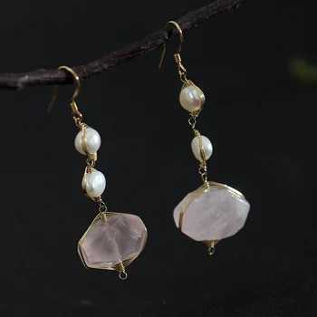 

semi-precious stones handmade pearl powder crystal palace retro contracted earrings accessories wholesale distribution