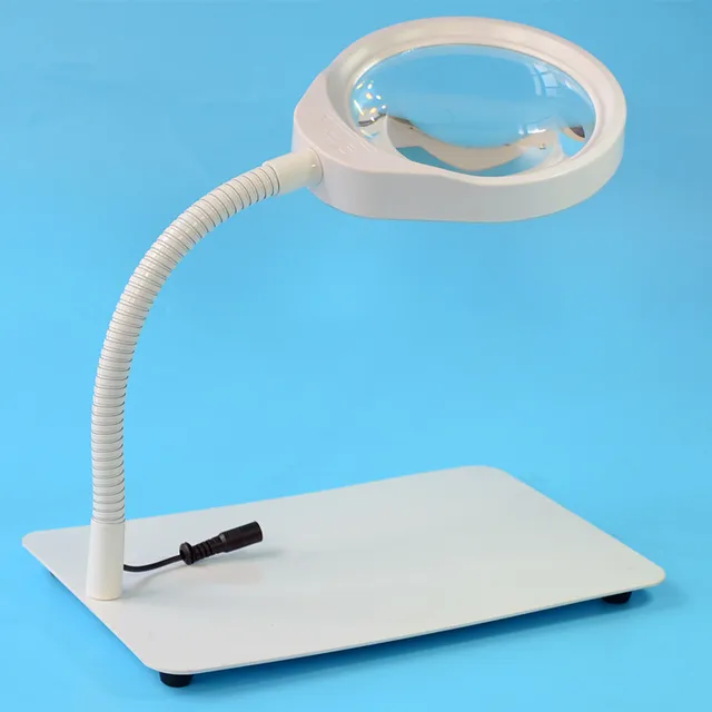8X Desktop Magnifying Glass With LED Lights Illuminated White Optical