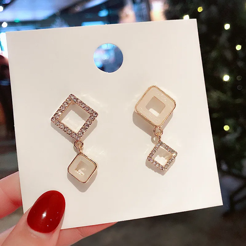 

Dominated 2019 New Elegant Temperament Geometric Crystal Earrings Square Acrylic contracted joker Women Drop earrings