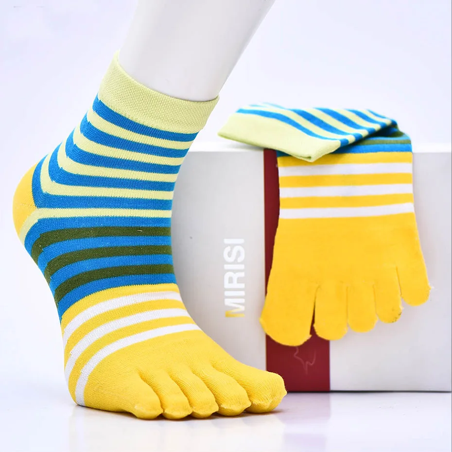 Casual Colorful Rainbow Stiped Five Toe Socks Women Cute Novidade Calzini Donna Tube Separate Finger Sock Lady Christmas | Женская