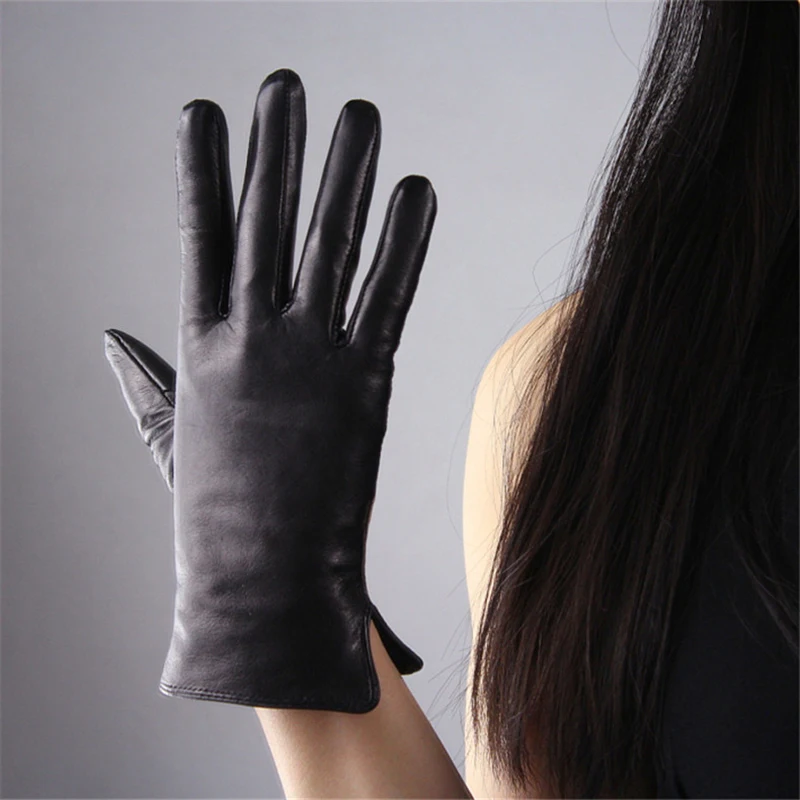 

Genuine Leather Gloves Female Pure Sheepskin Locomotive Black Thin Velvet Lined Fashion Simple Driving Women Mittens TB36