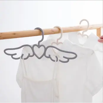 

10 pcs New Design Fly Angel Plastic Clothes Shirts Hanger, Cute Pretty White Grey Loving Heart Scarf Underwear Dress Hanger Rack