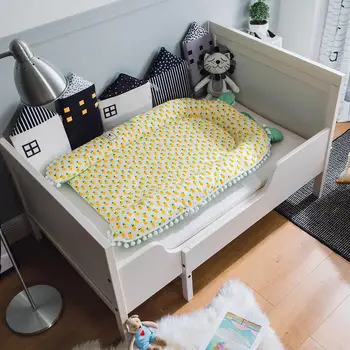 

Baby Child Travel Bassinet For Bed Portable Travel Infant Bed & Cradles Lounger Cushion With Cotton Cover Baby Mattress